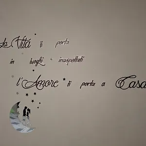 https://little-house-gabbro.it-tuscanyhotel.com